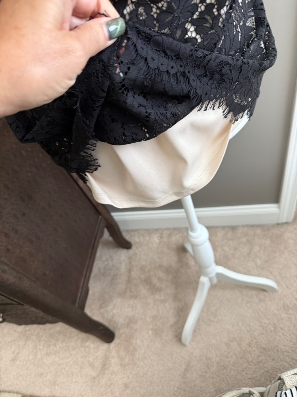 White House Black Market Black Lace Mock Neck Sleeveless Top - Picture 5 of 13